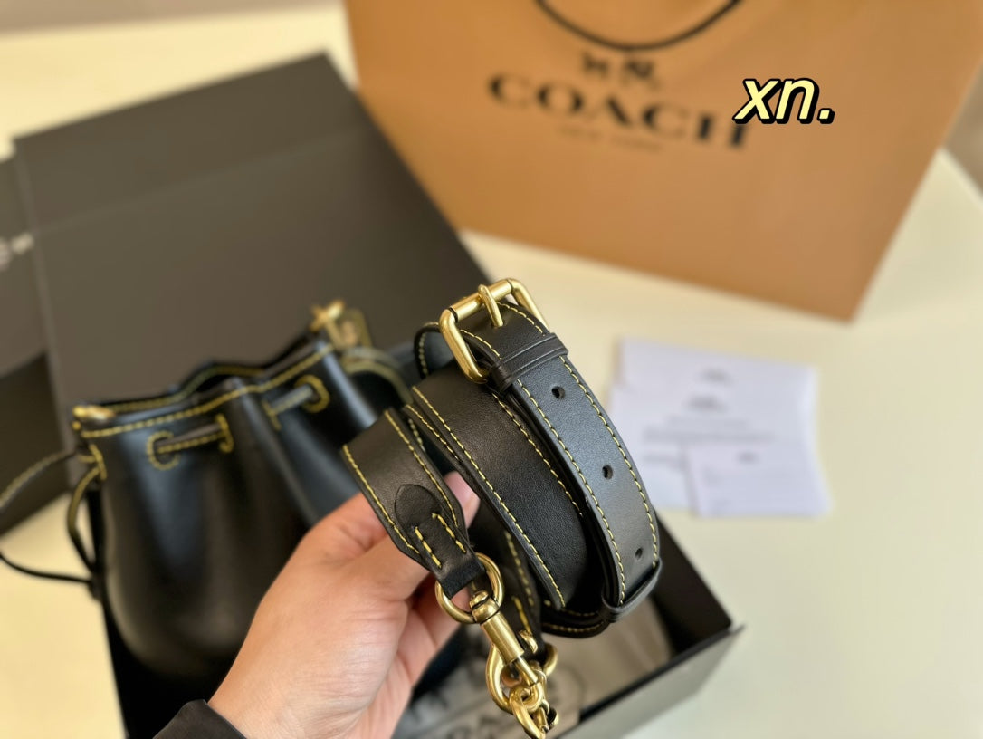 Co-BAG558