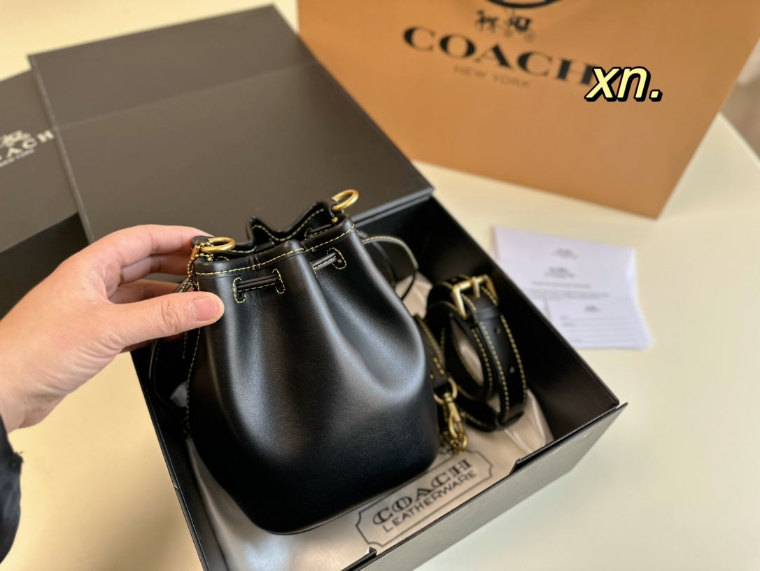 Co-BAG558