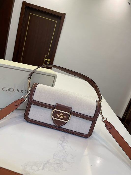 Co-BAG560