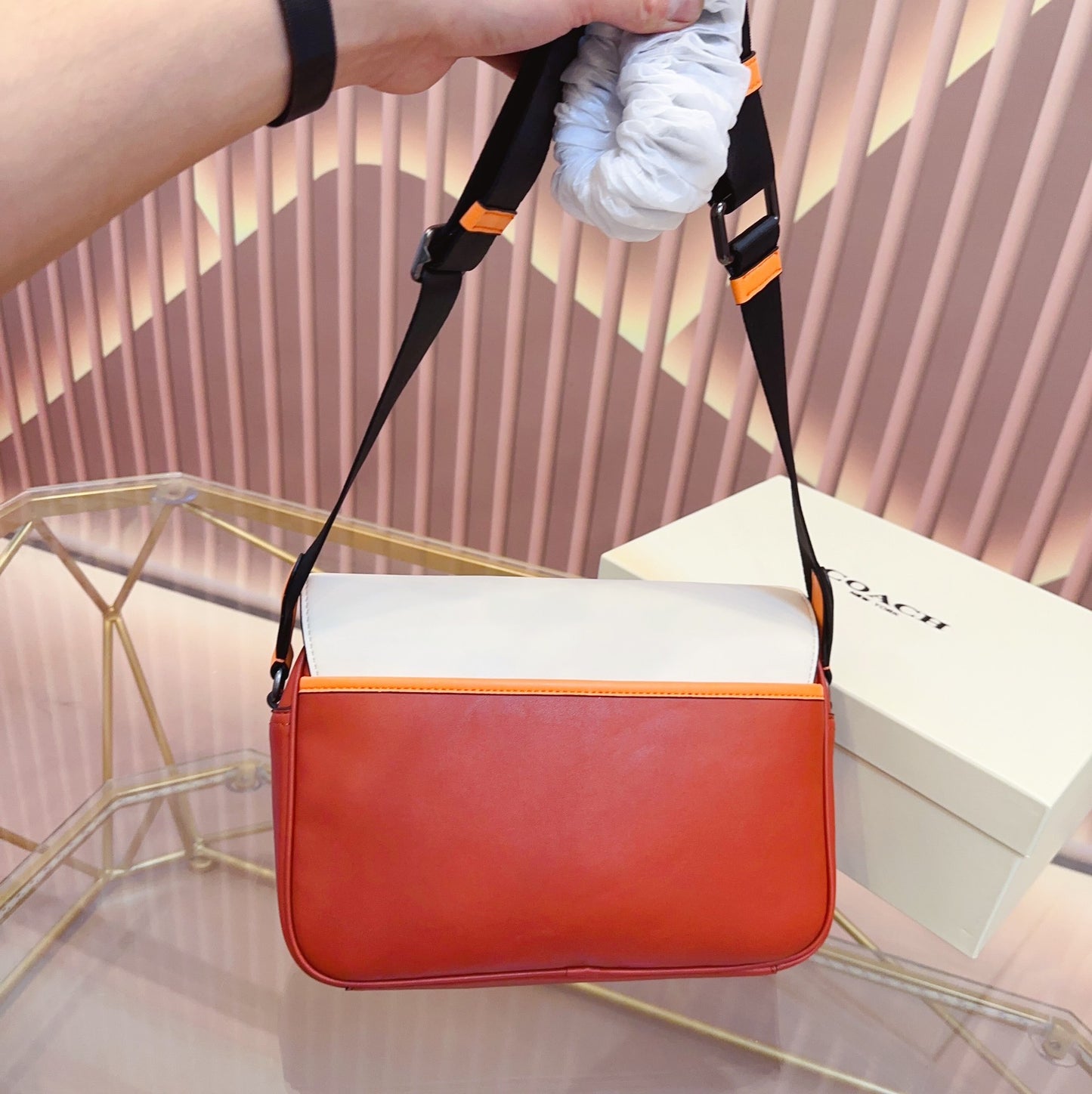 Co-BAG566