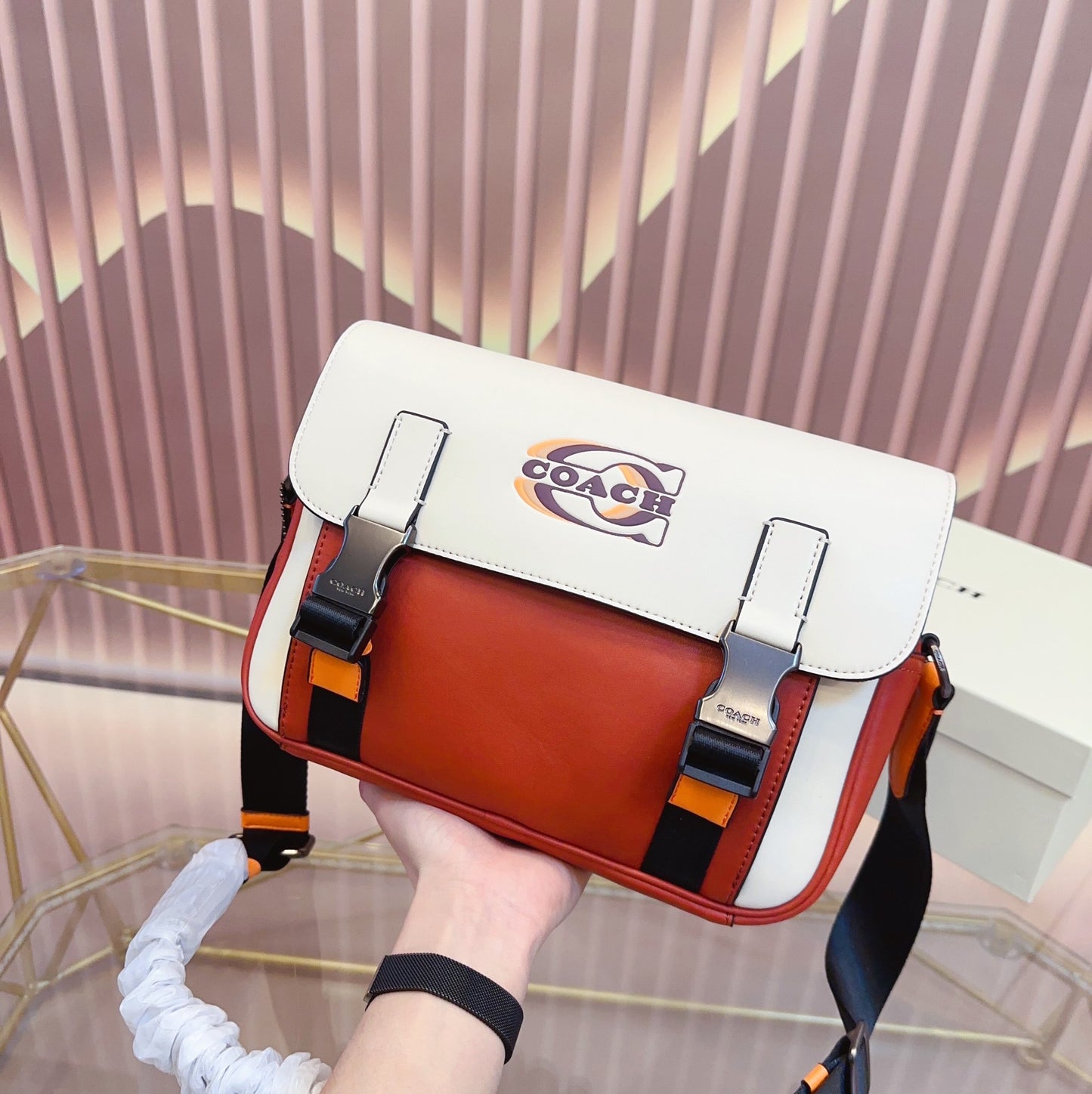 Co-BAG566