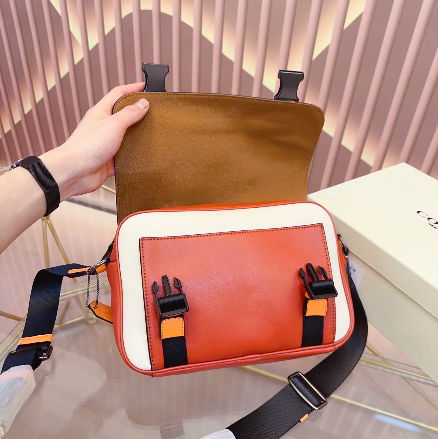Co-BAG566
