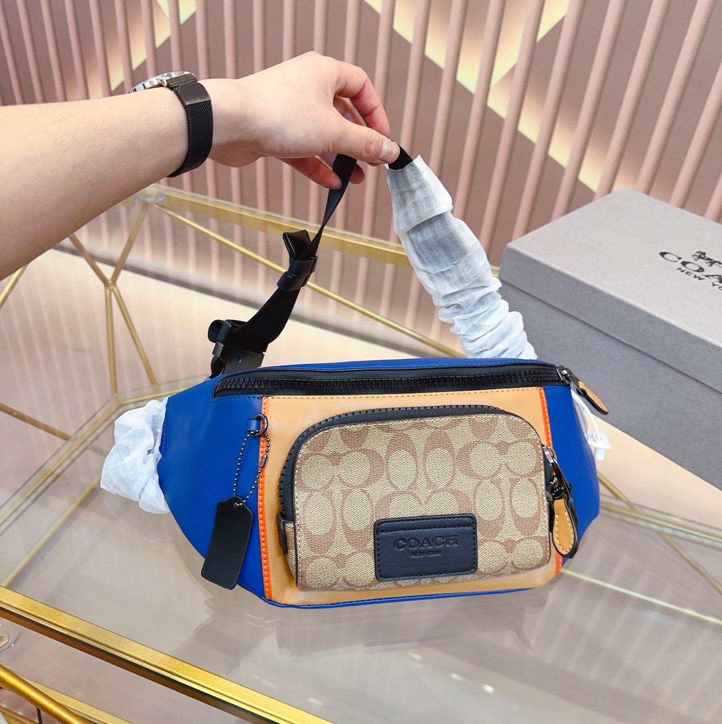 Co-BAG568
