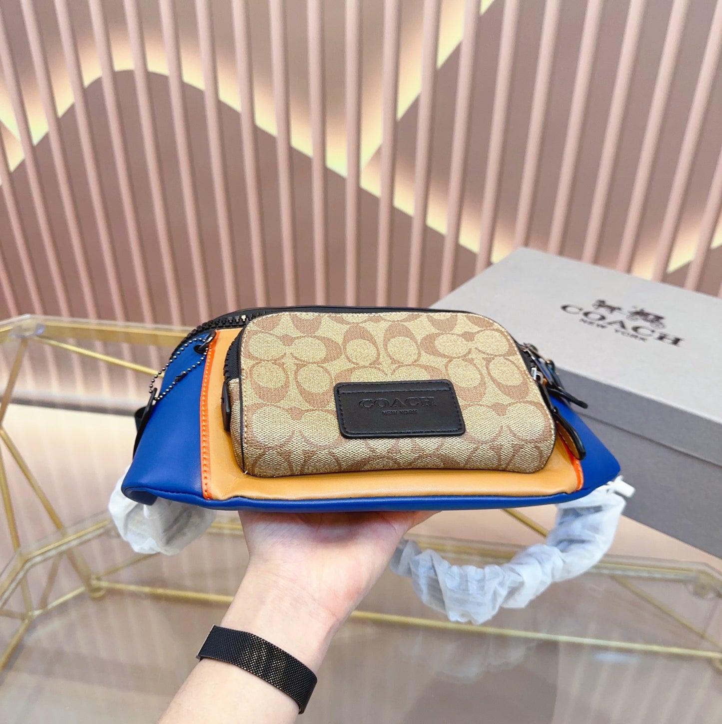 Co-BAG568