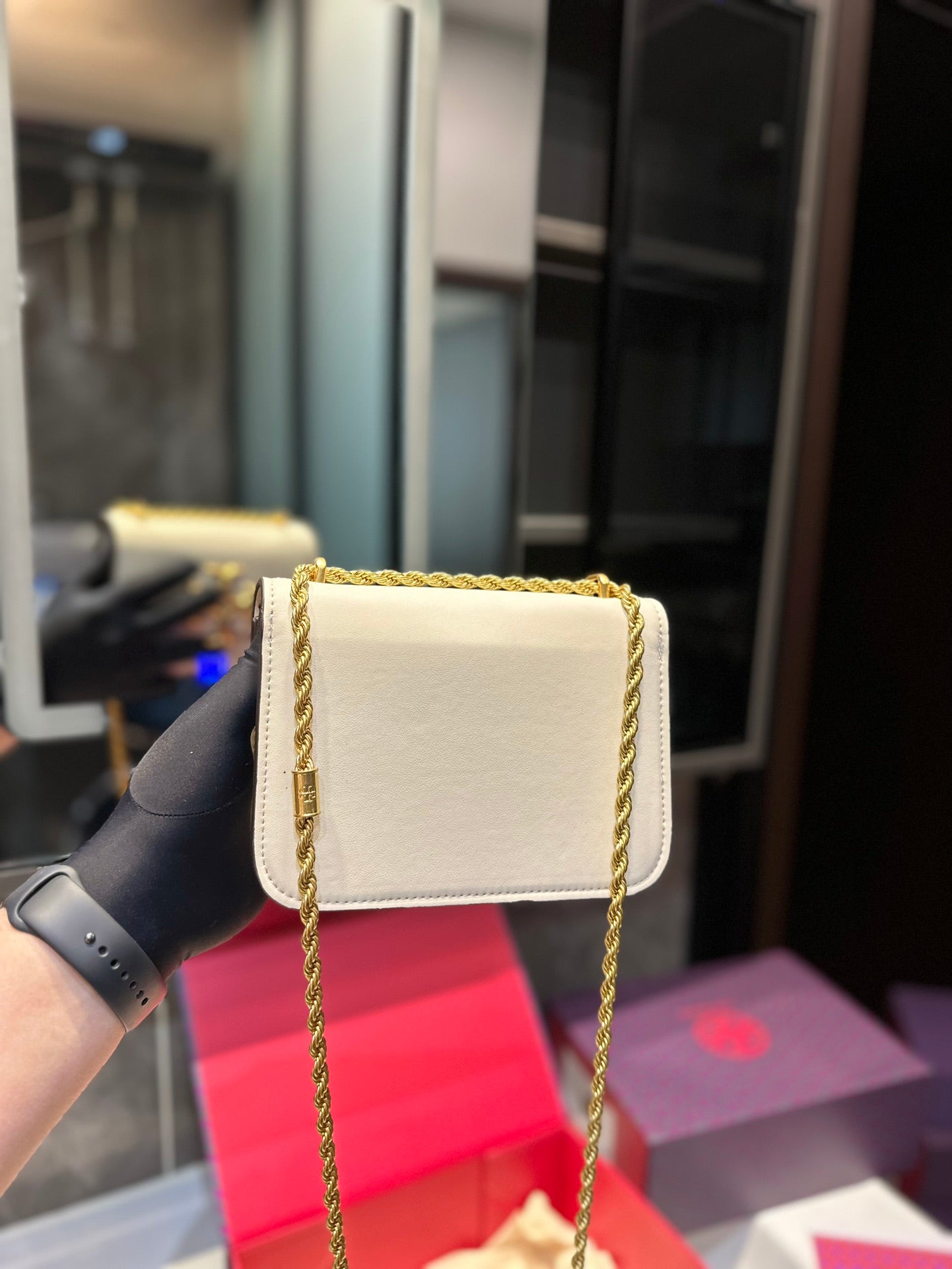 TB-002BAG