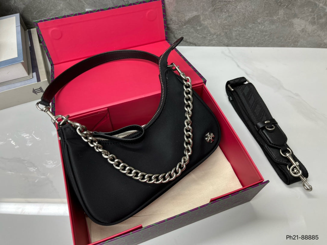 TB017BAG