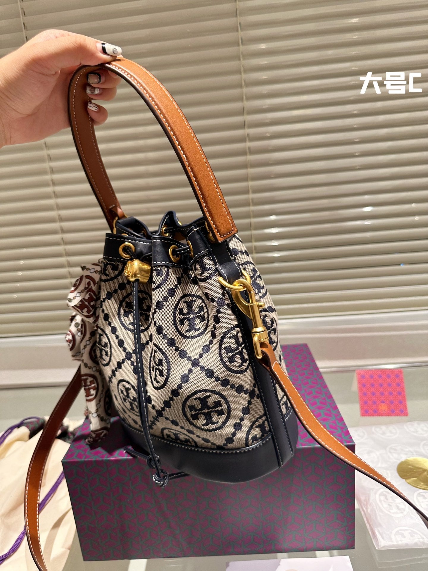 TB-044BAG