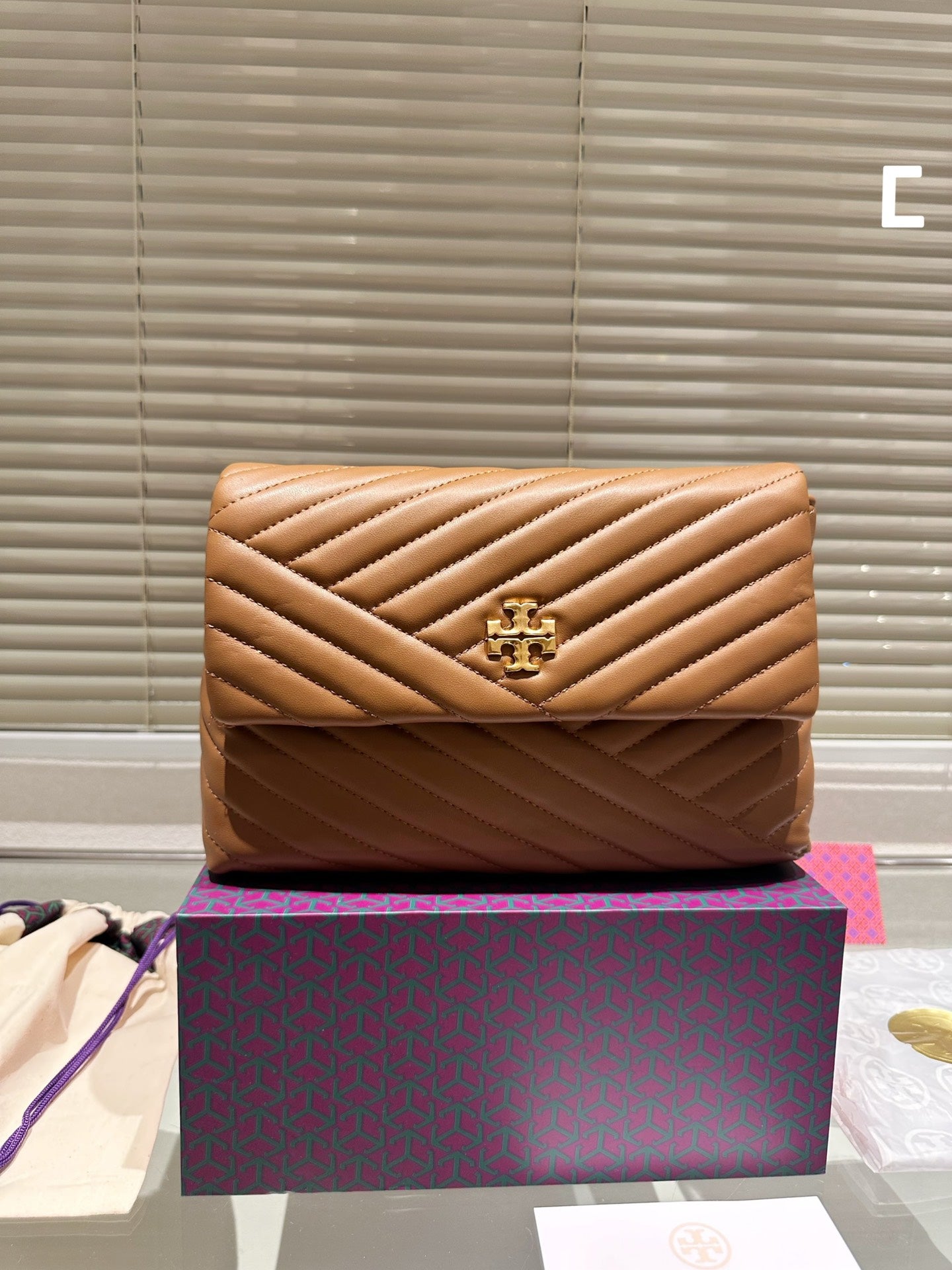 TB-046BAG