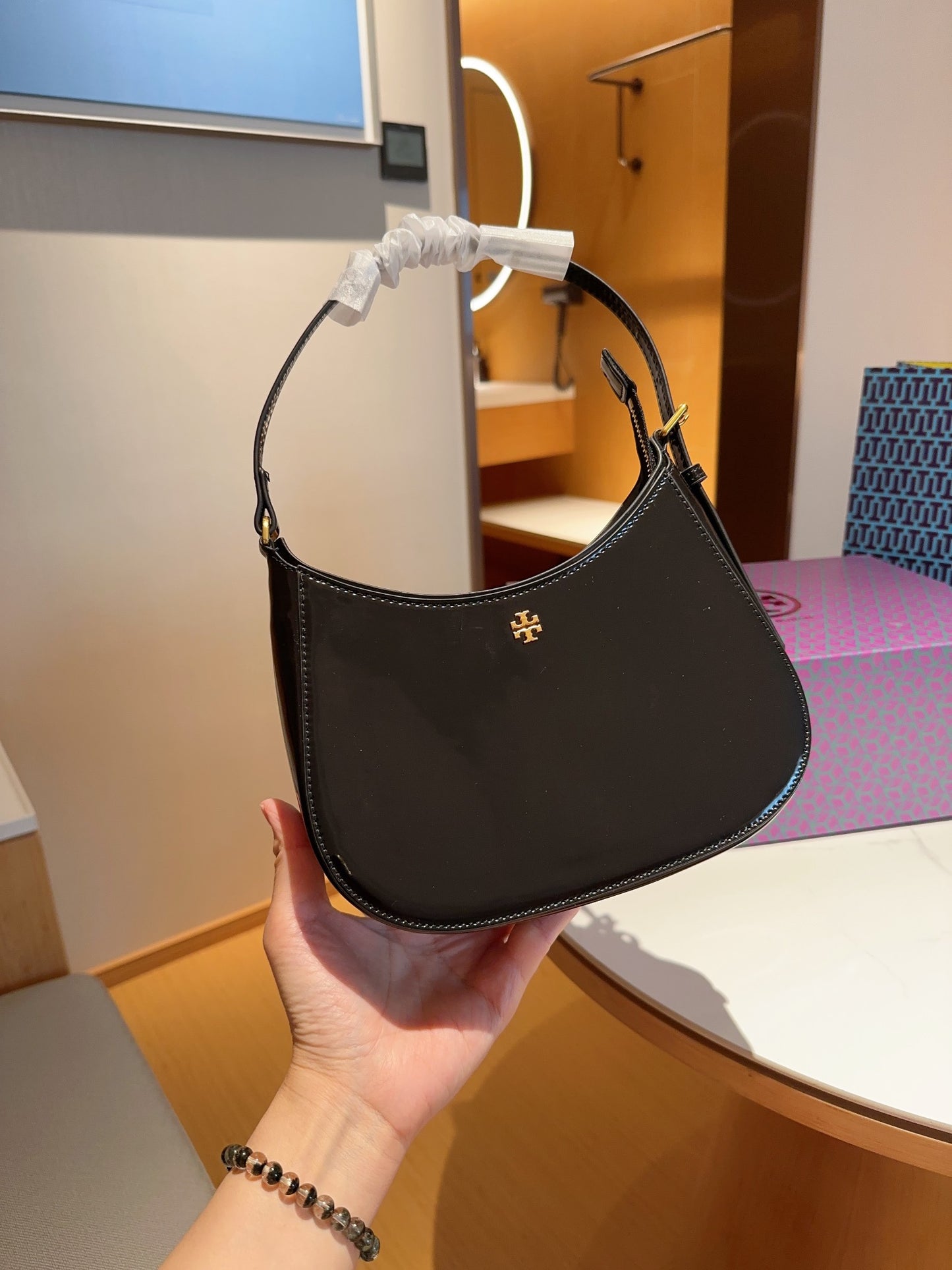 BT-053BAG