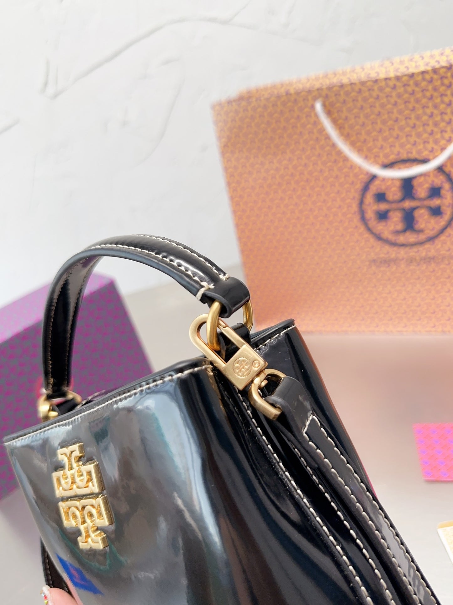 TB-077BAG