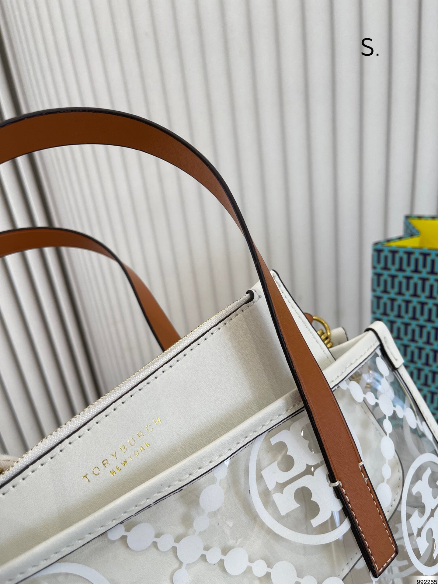 TB-137BAG