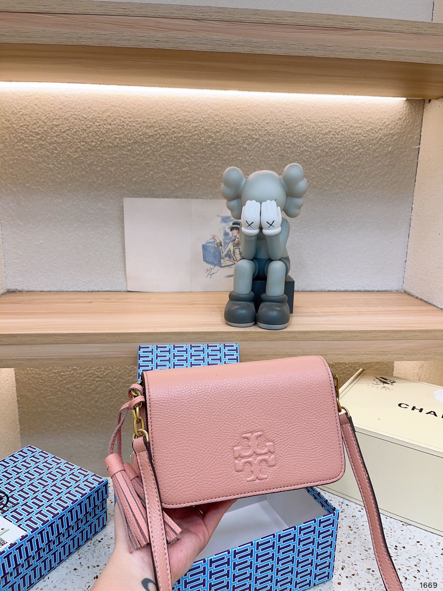 TB-143BAG