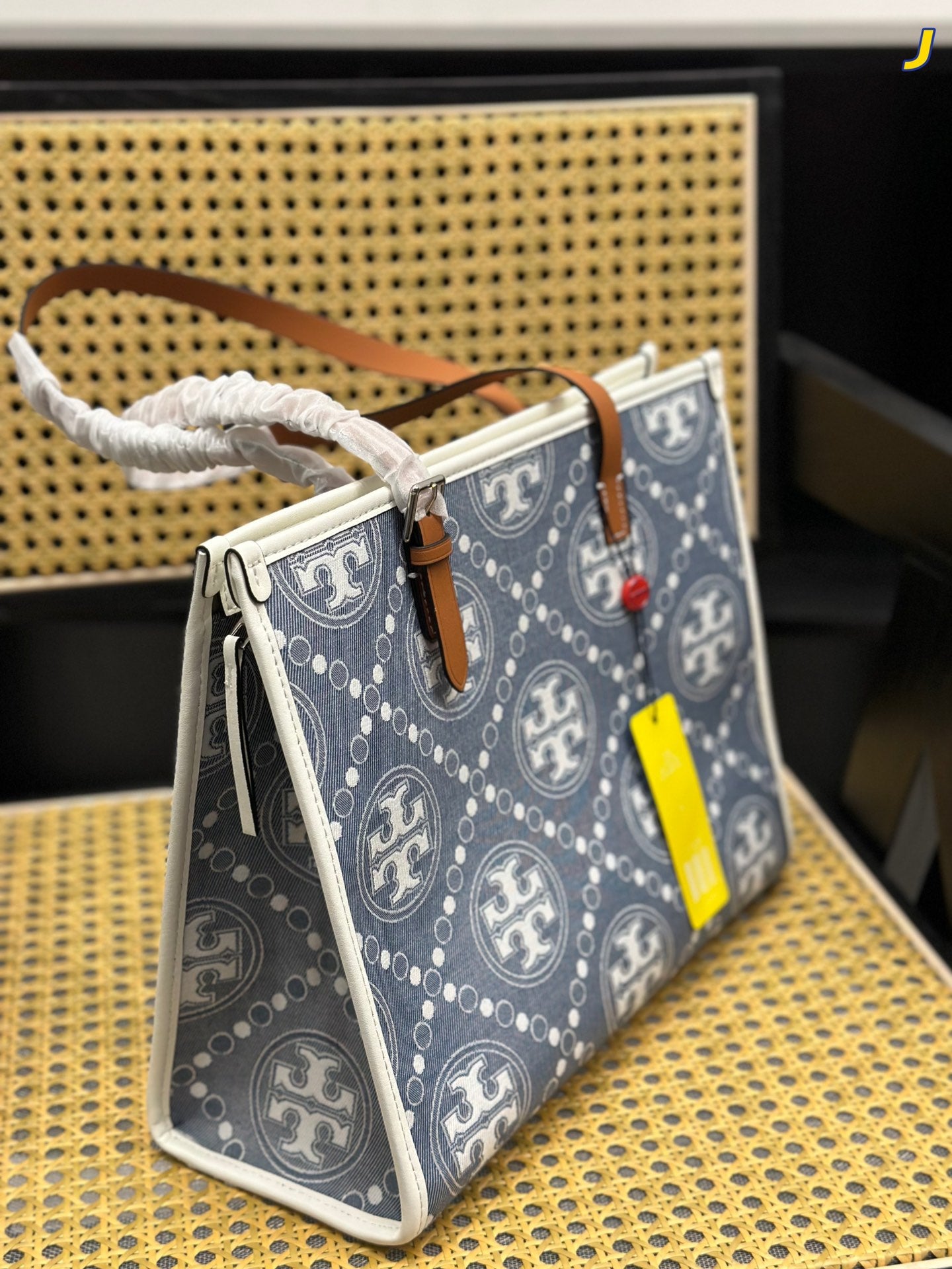 TB-182BAG