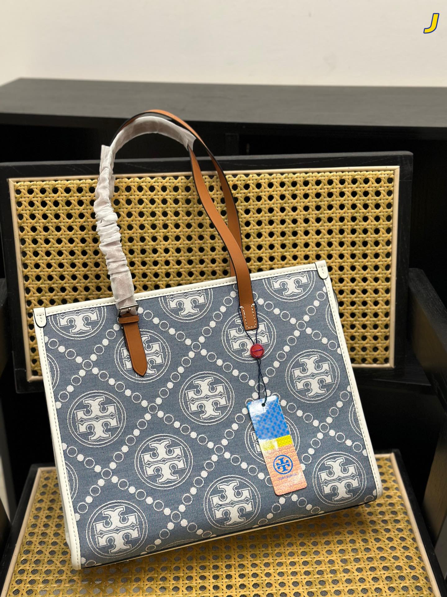 TB-182BAG