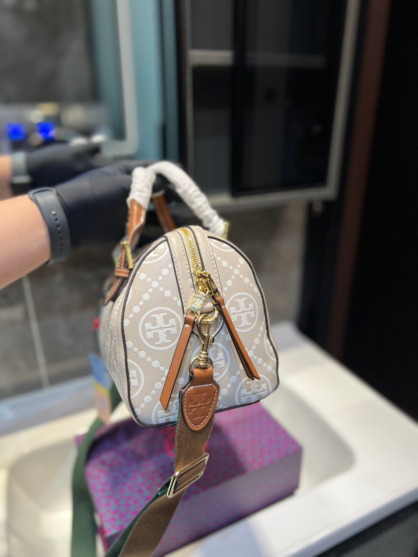 TB-212BAG