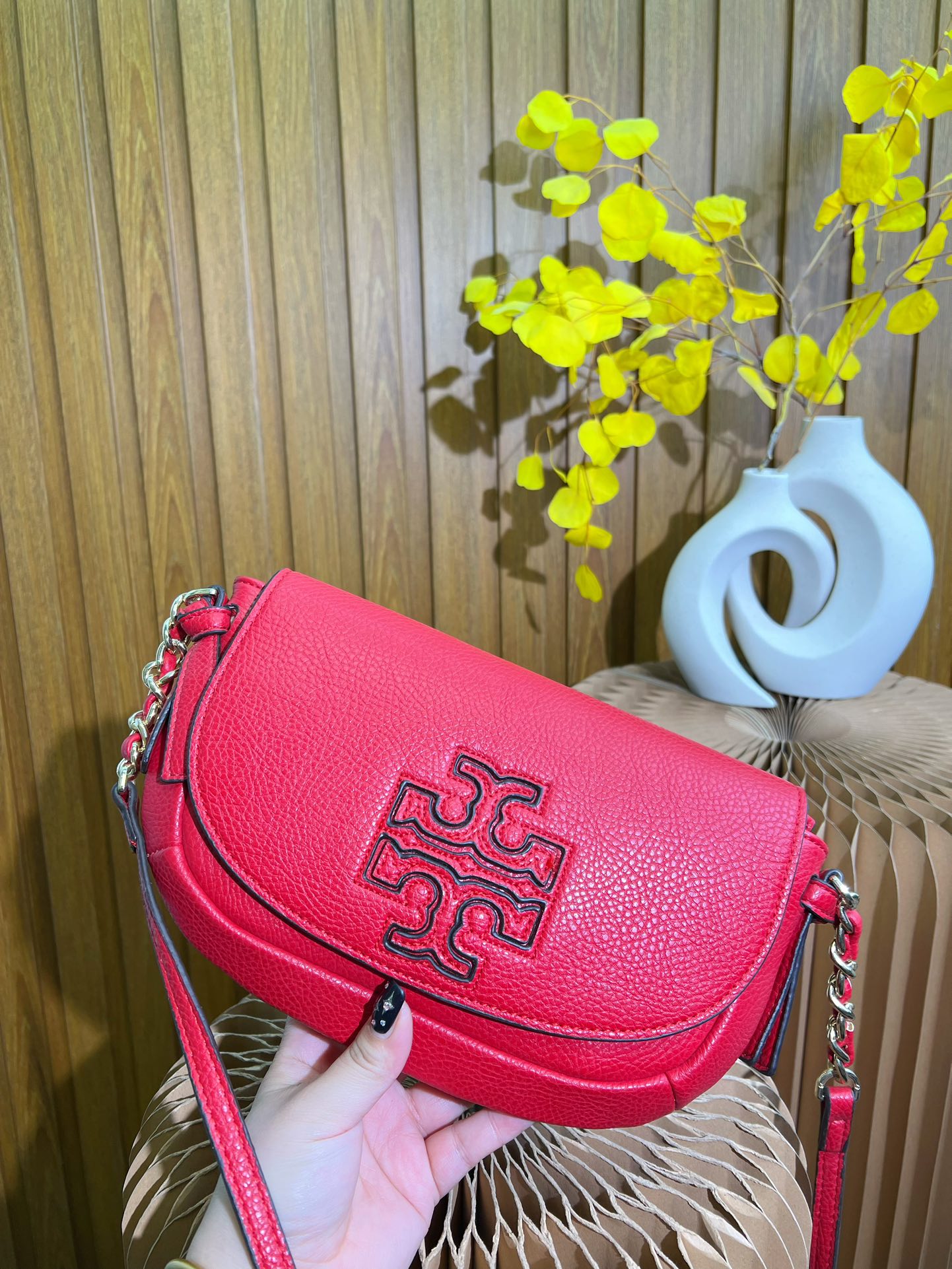 TB-272BAG