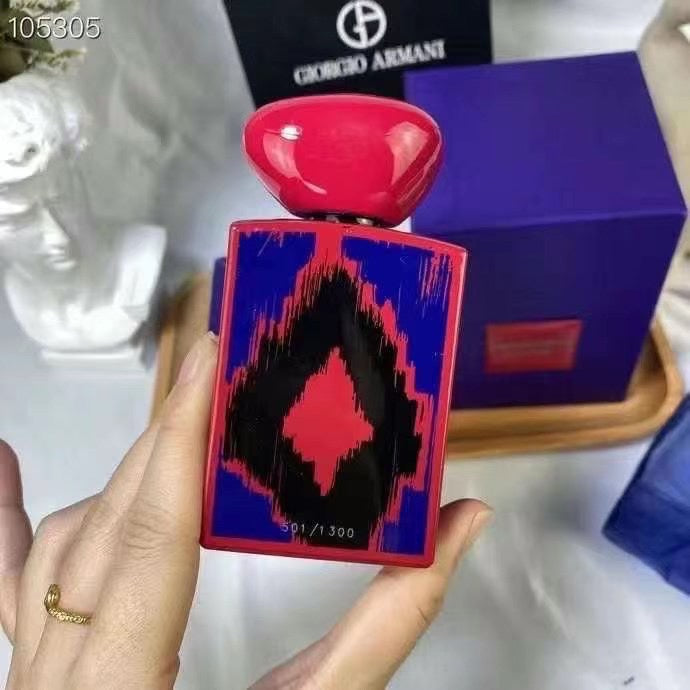 Armani-17