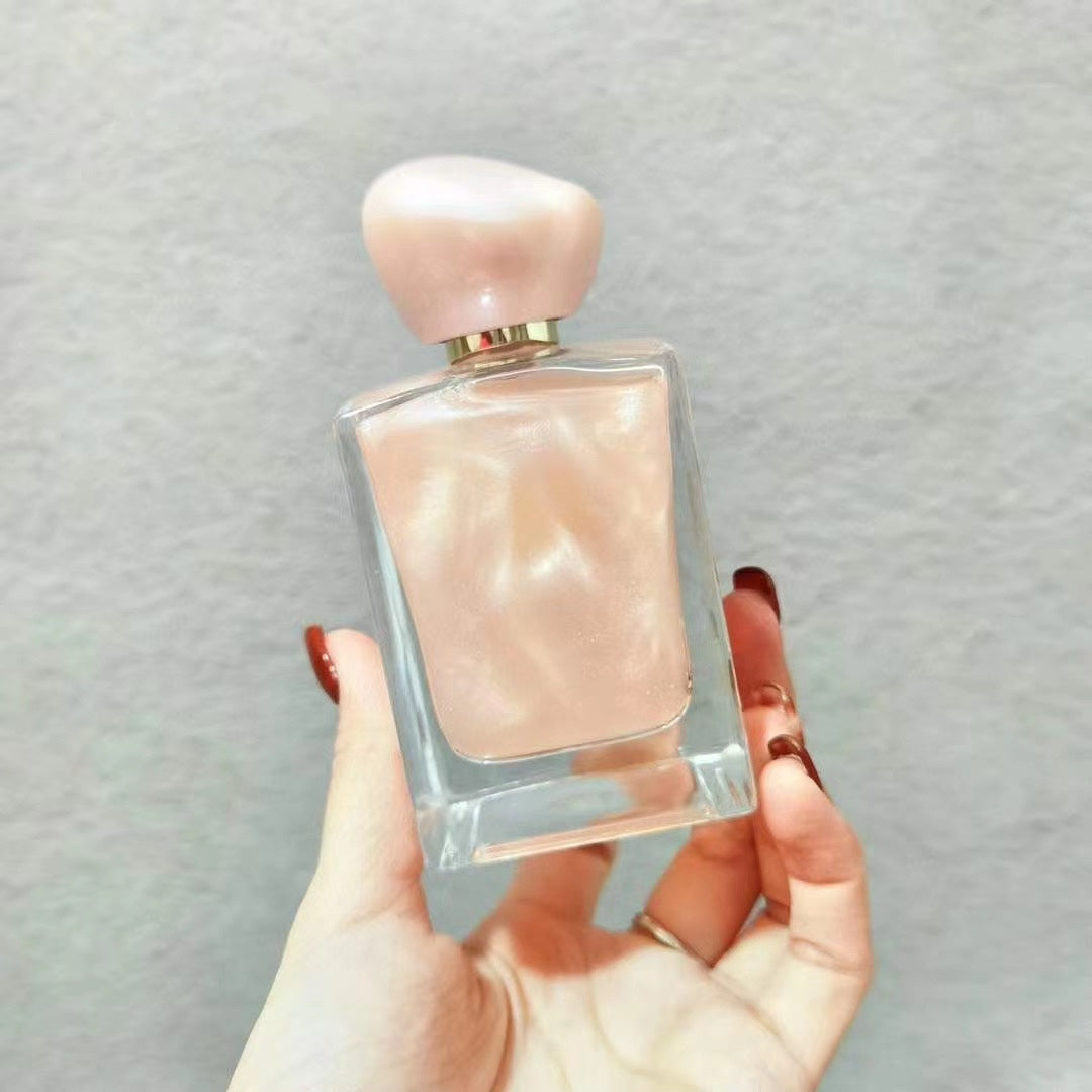 Armani-37
