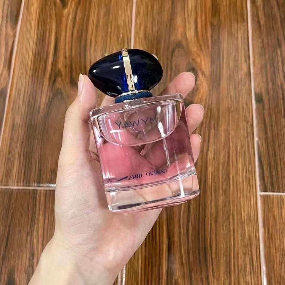 Armani-40