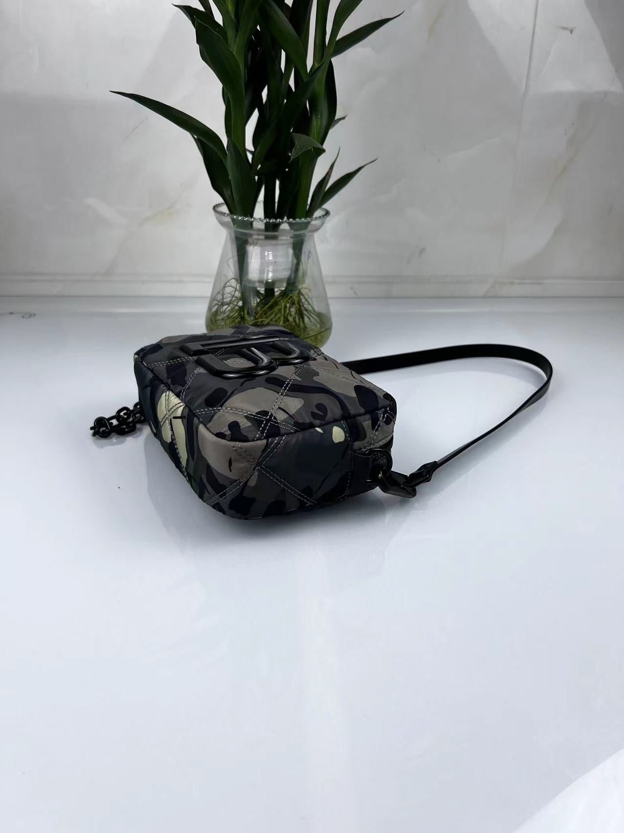 BYL BAG-82