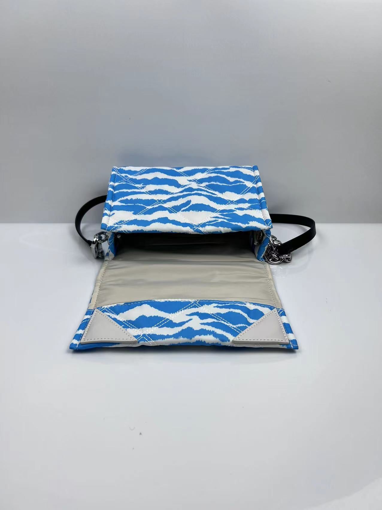 BYL BAG-137