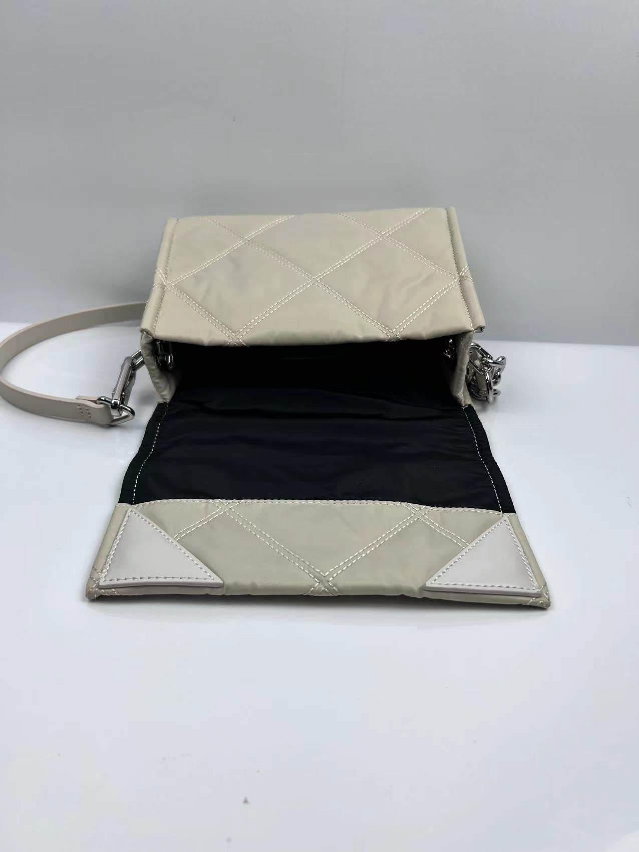 BYL BAG-138
