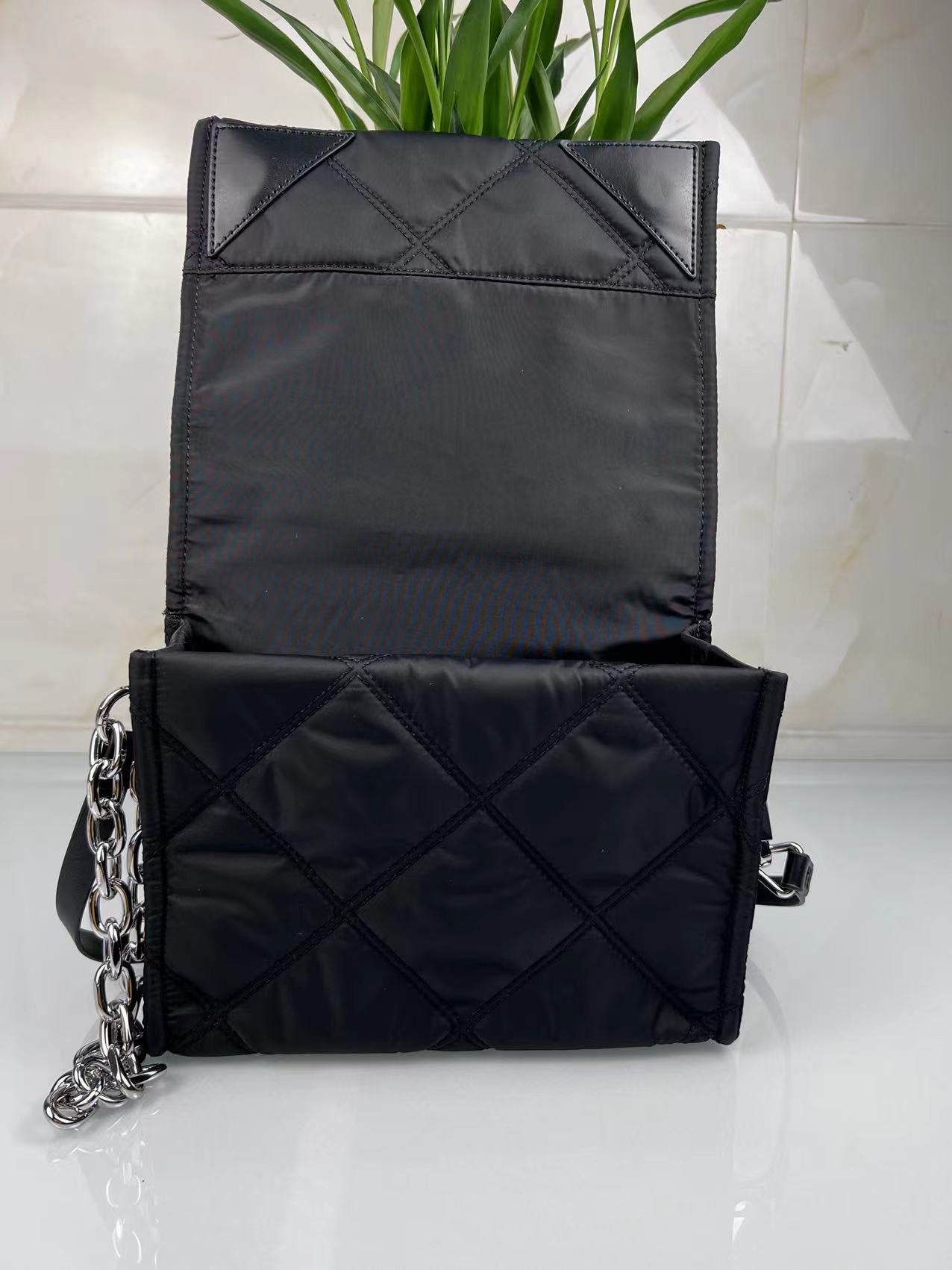BYL BAG-223