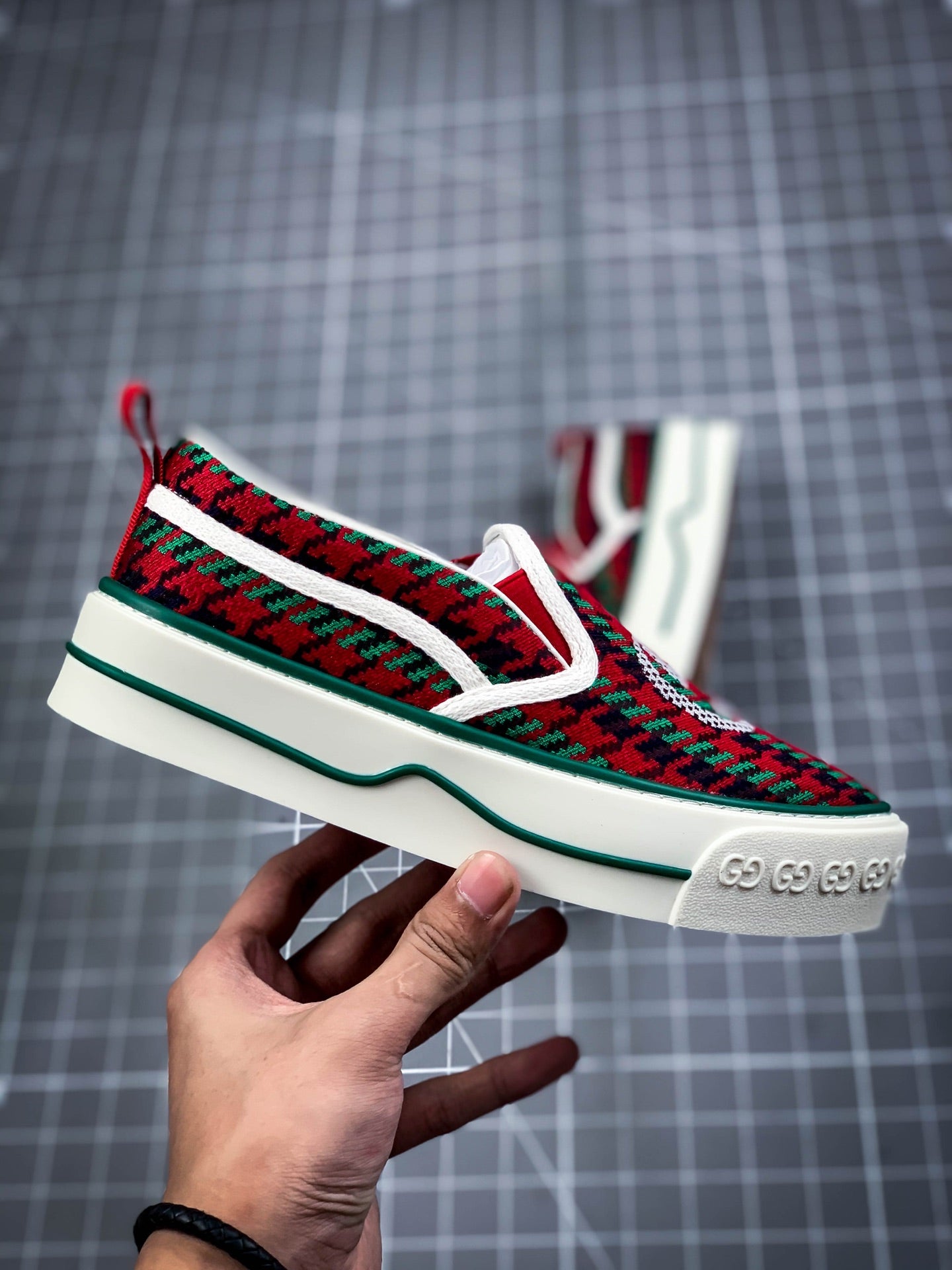 Gucci -096Shoes