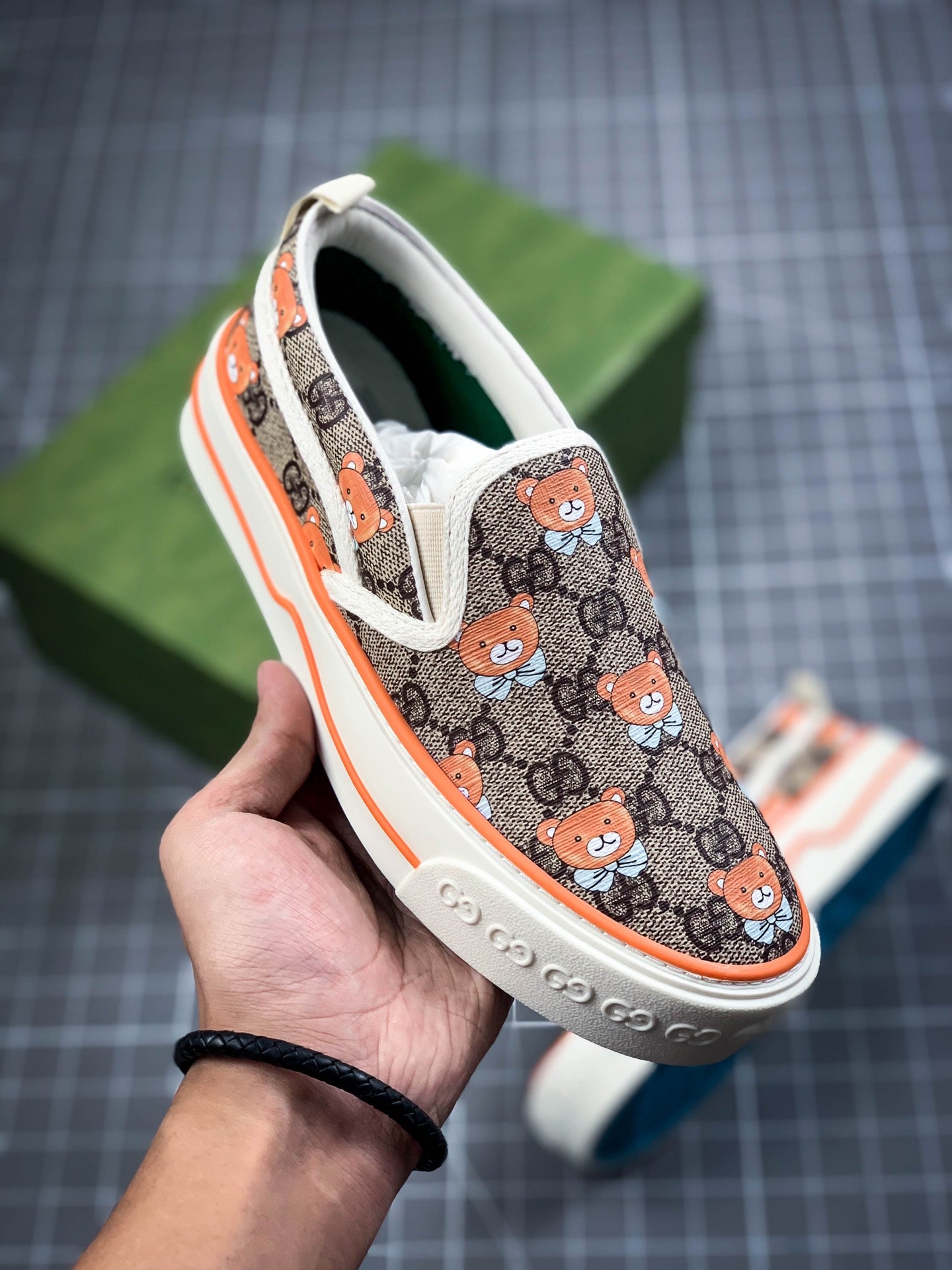 Gucci -097Shoes