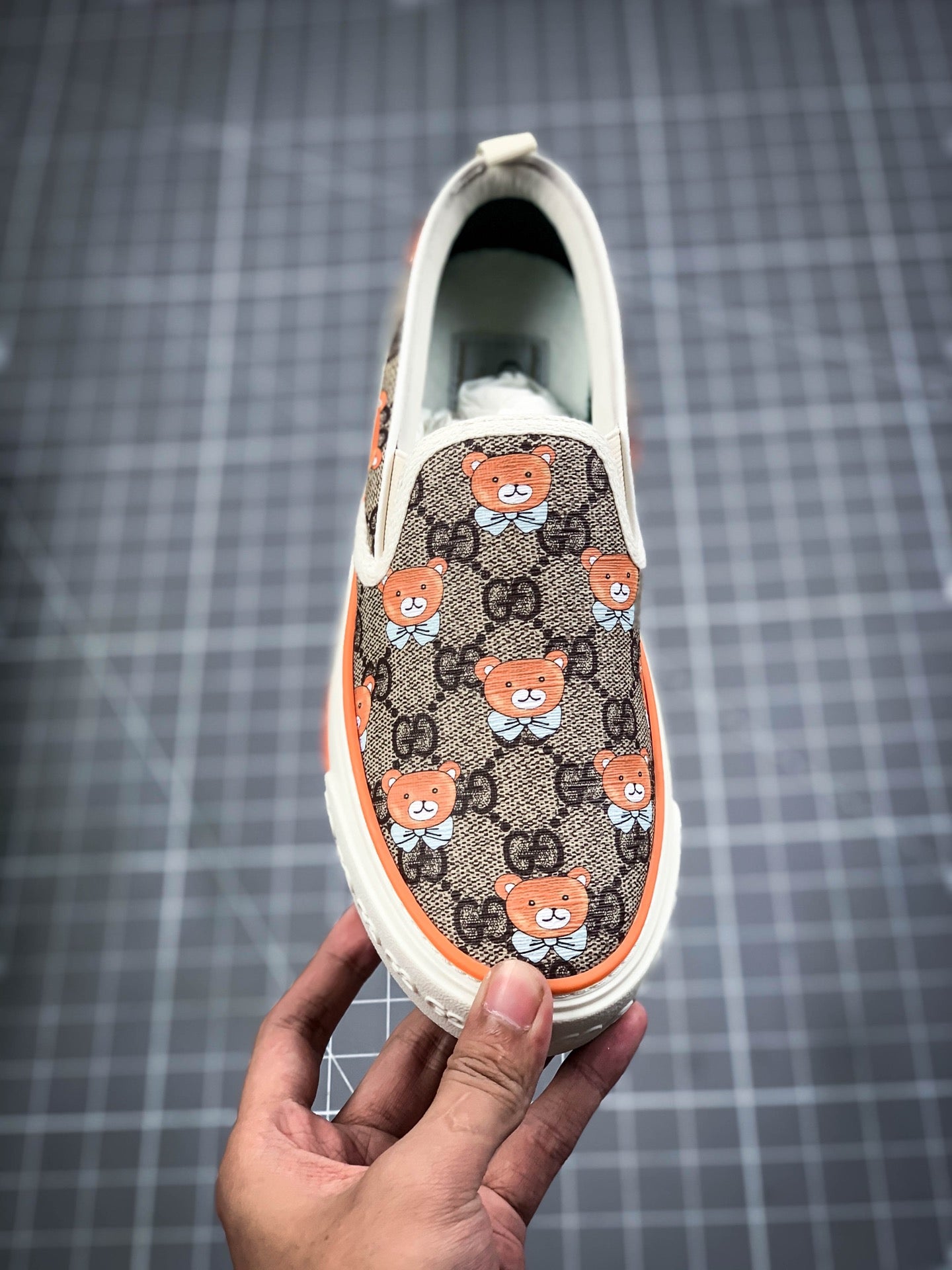 Gucci -097Shoes