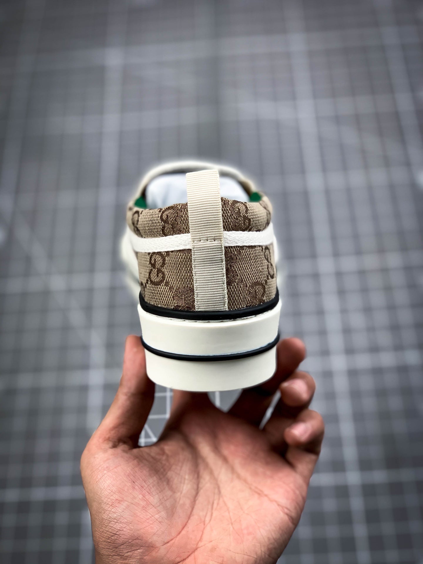 Gucci -098Shoes
