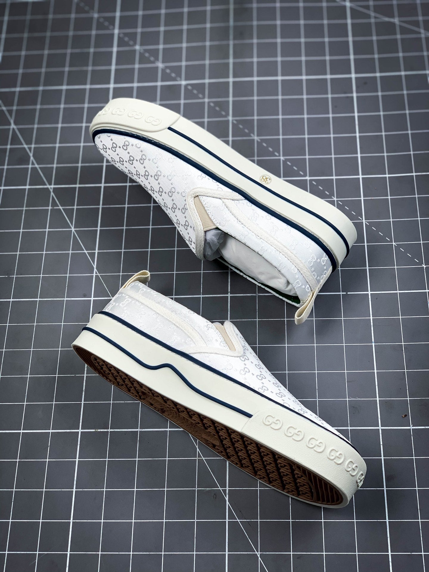 Gucci -095Shoes