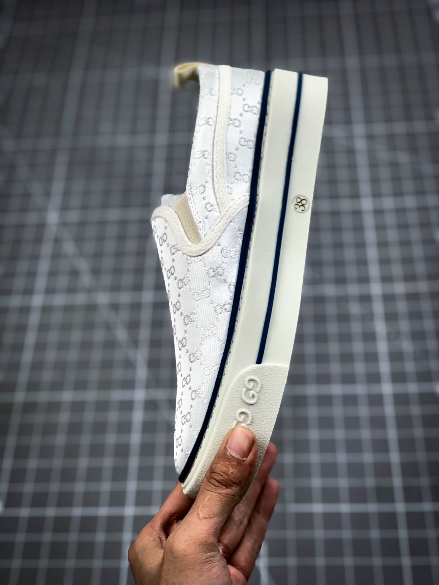 Gucci -095Shoes