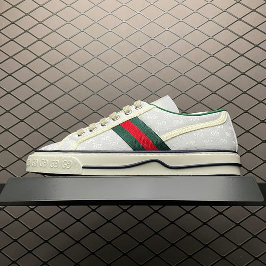 Gucci -093Shoes