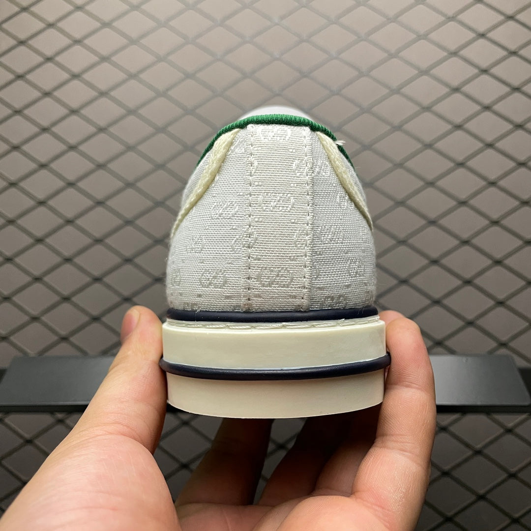 Gucci -093Shoes