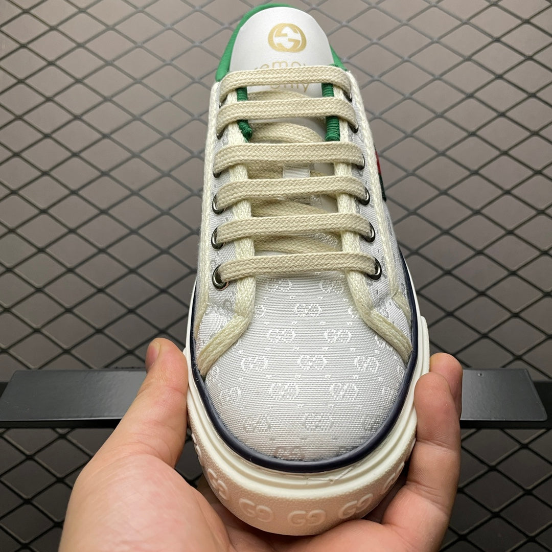 Gucci -093Shoes
