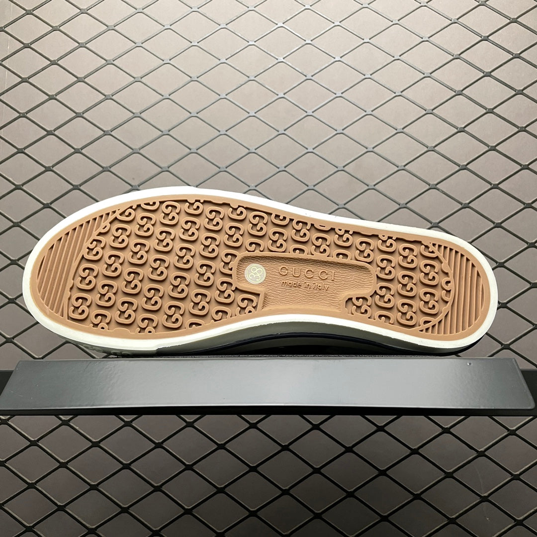 Gucci -093Shoes