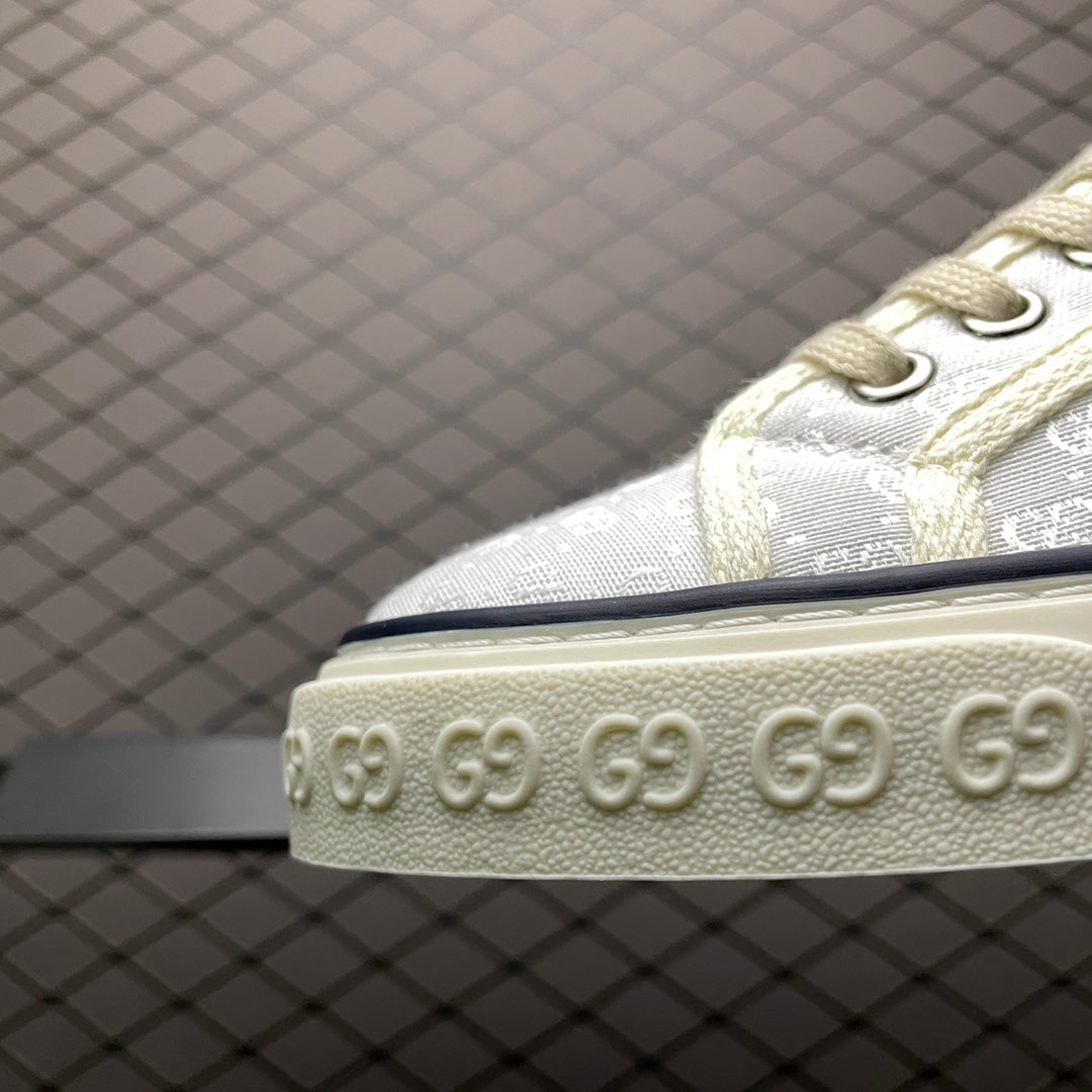 Gucci -093Shoes