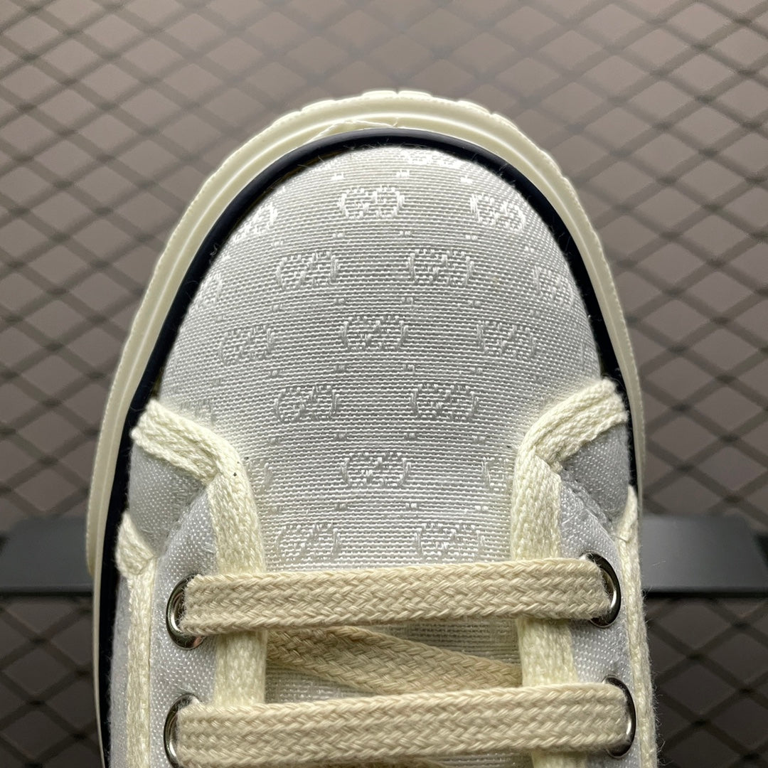 Gucci -093Shoes