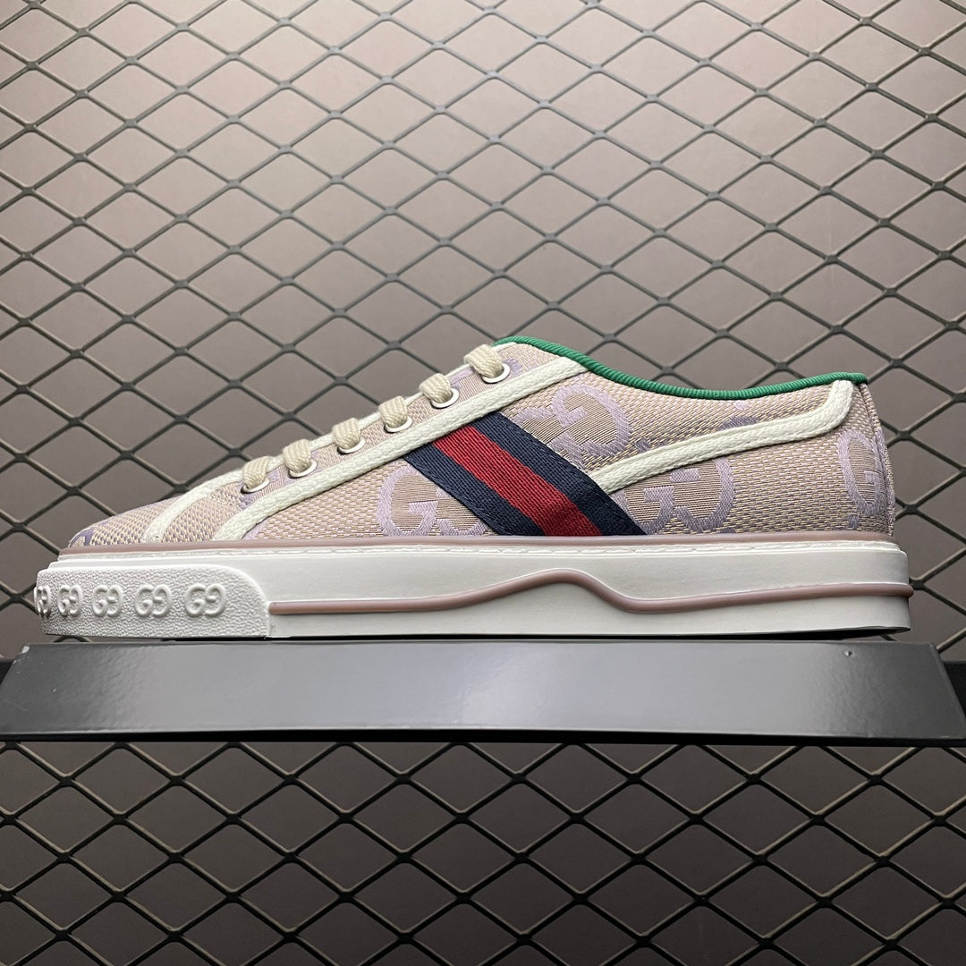 Gucci -090Shoes