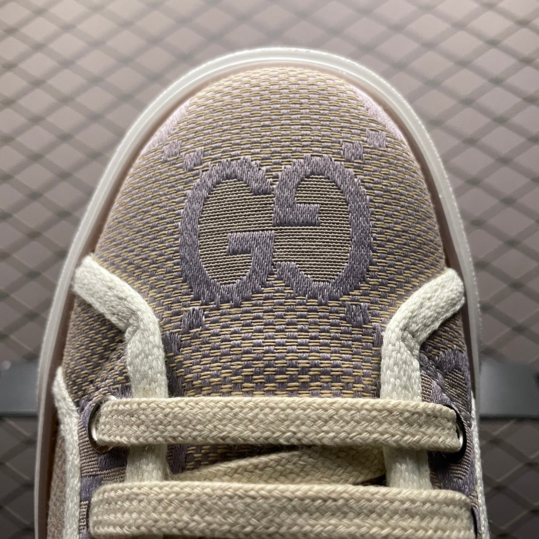 Gucci -090Shoes