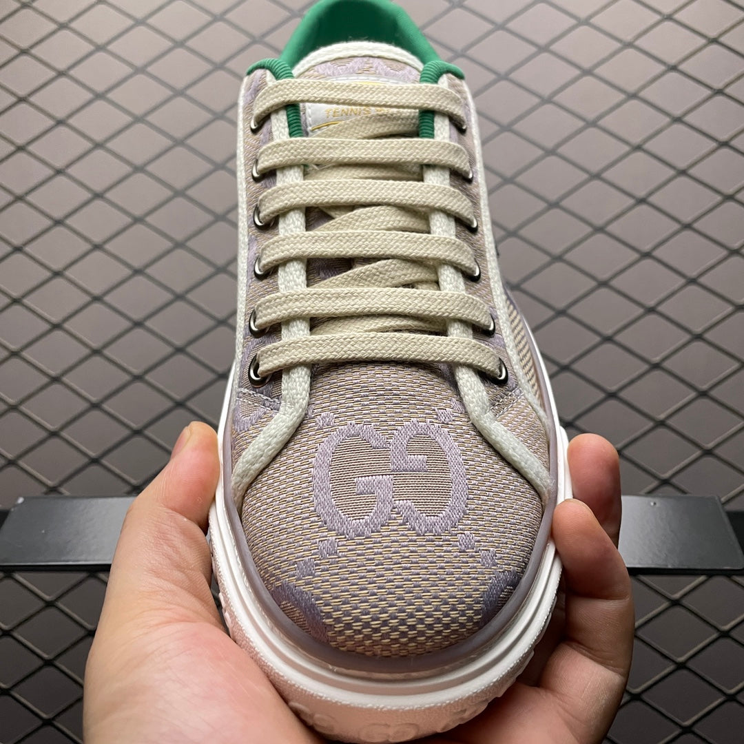 Gucci -090Shoes