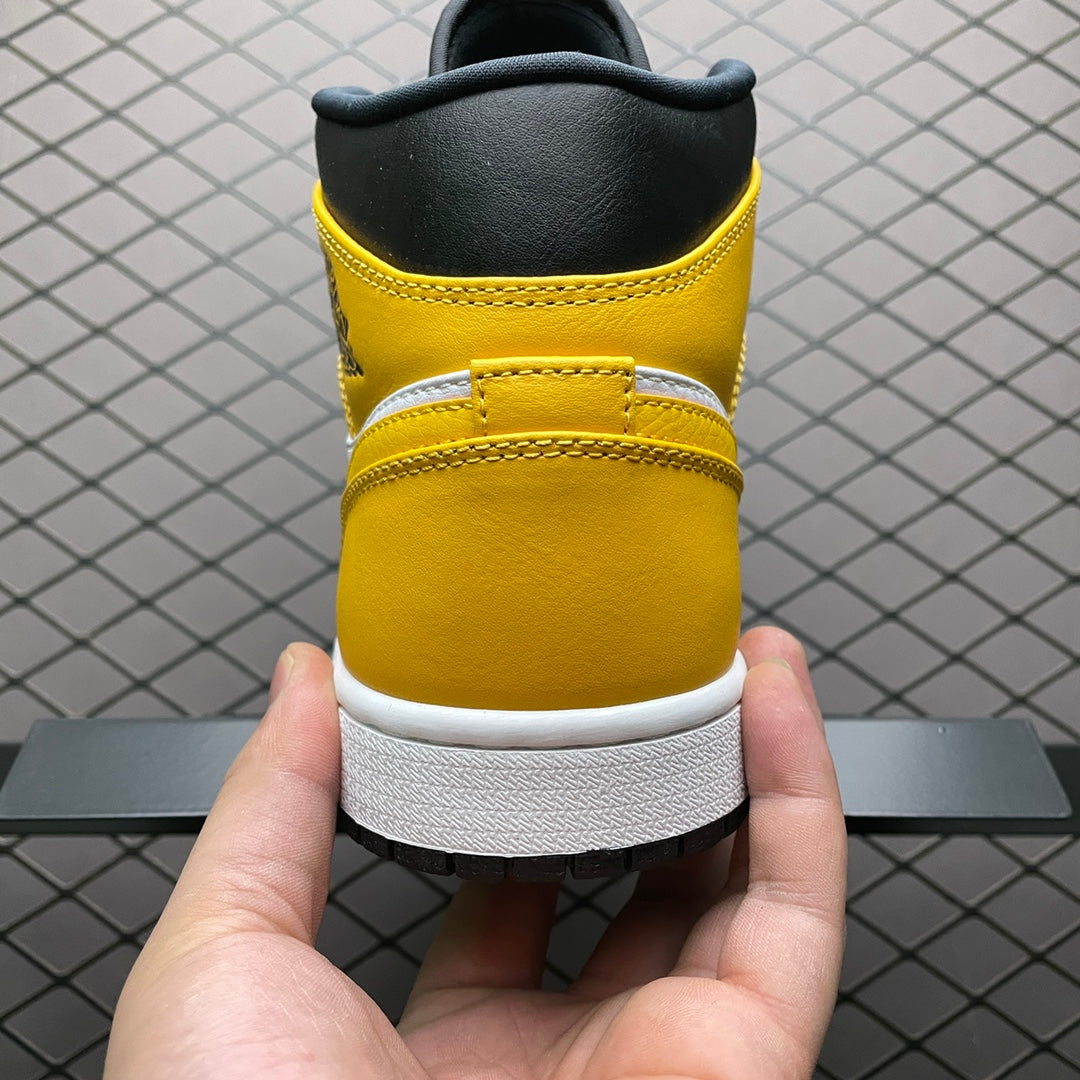 NIKE-075Shoes