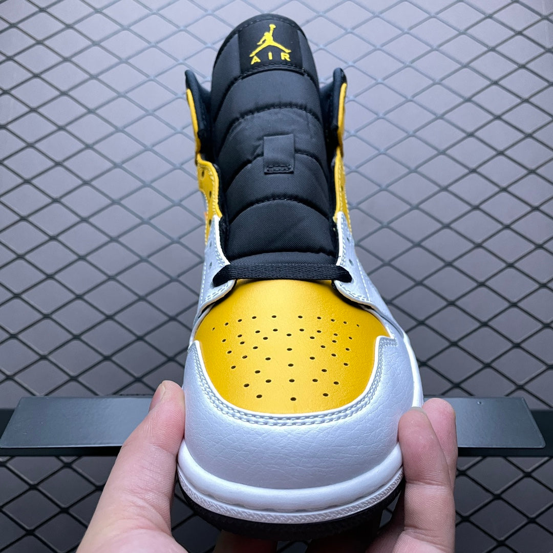 NIKE-075Shoes