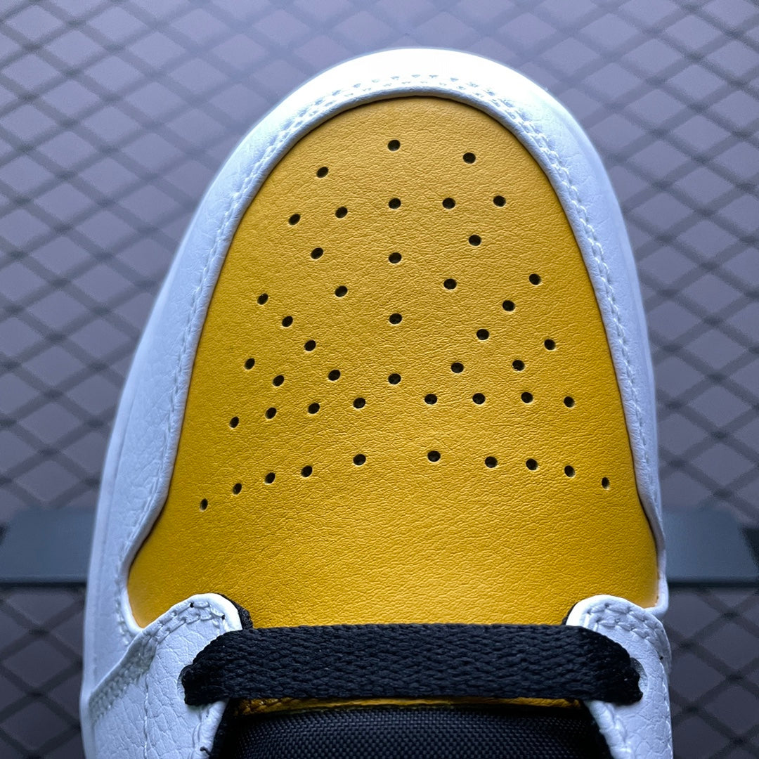 NIKE-075Shoes