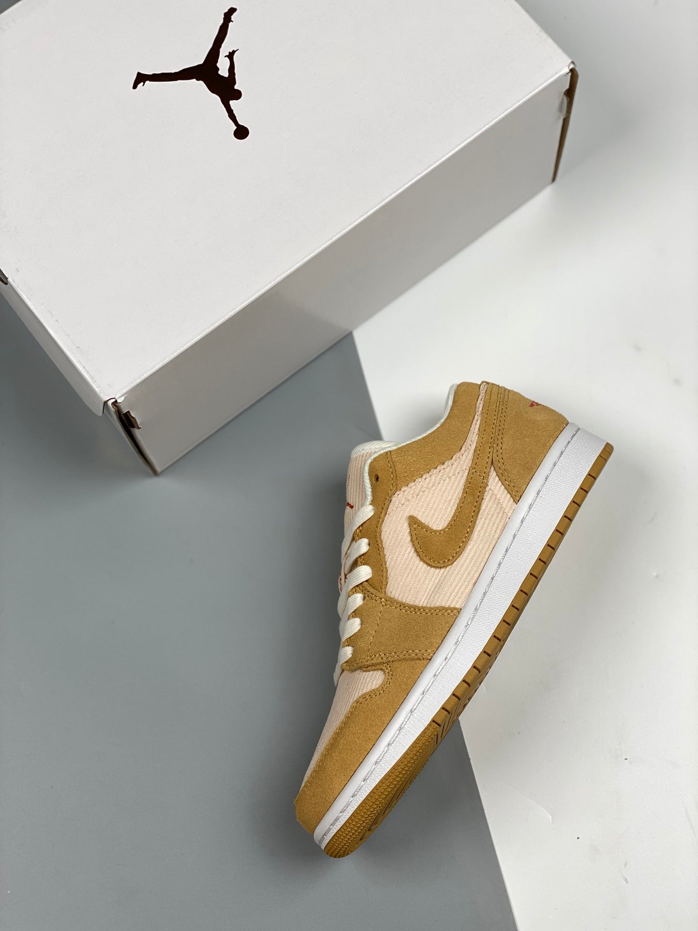 NIKE-098Shoes