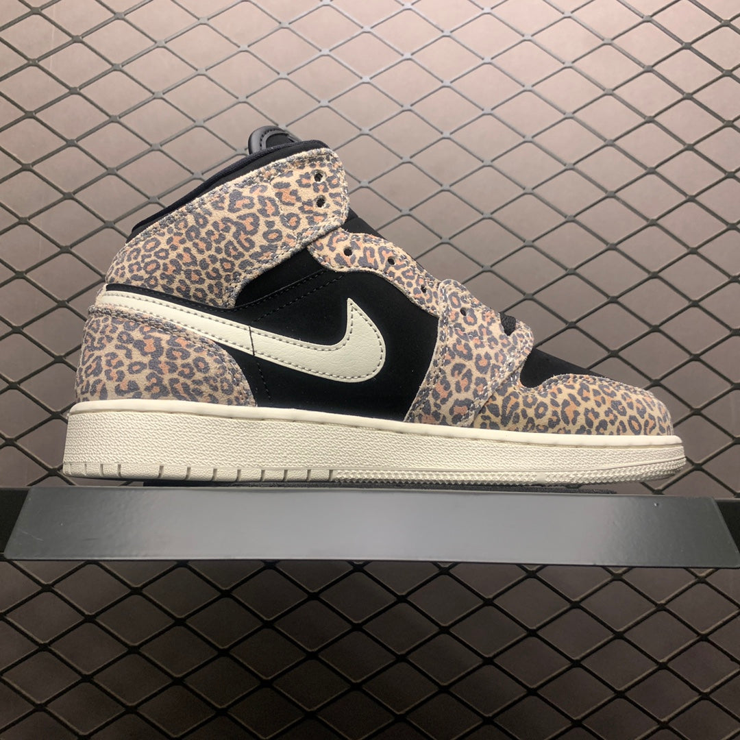 NIKE-100Shoes