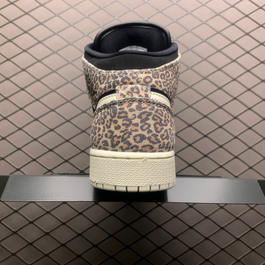NIKE-100Shoes