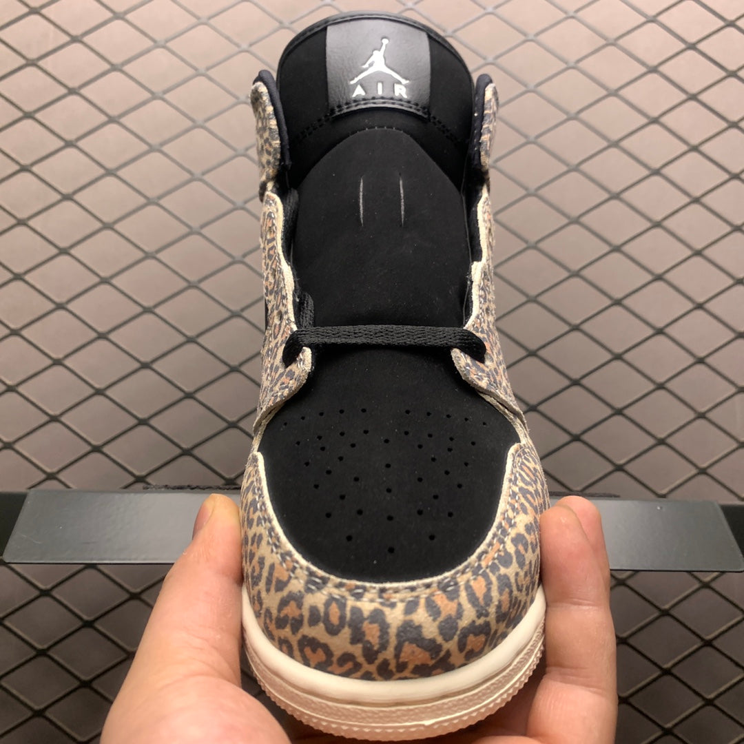 NIKE-100Shoes