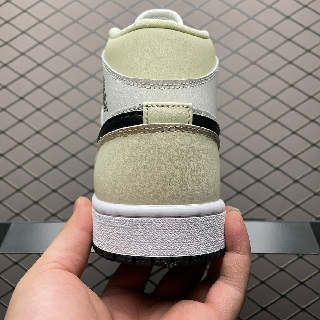 NIKE-105Shoes